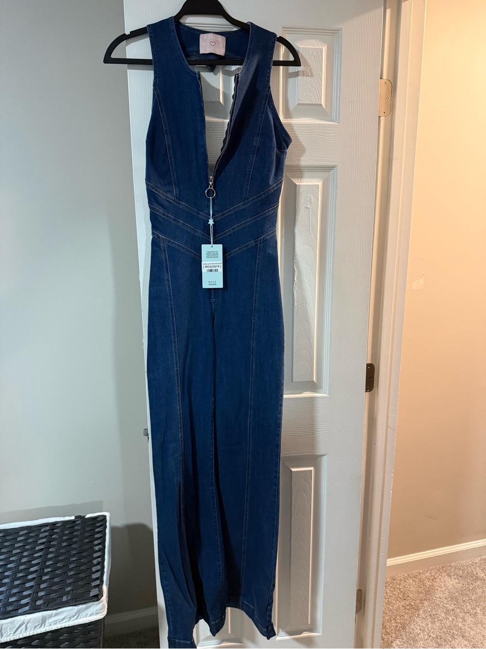 NWT Revice Hollywood Heartthrob Jumpsuit - Picture 2 of 9
